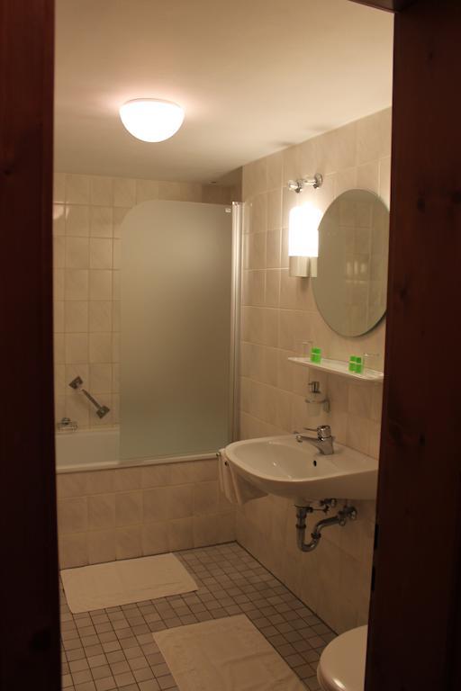 Hotel Hoefler B&B Нюрнберг Екстериор снимка